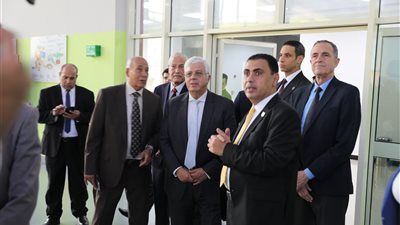 وزير التعليم العالي يتفقد جامعة ساكسوني مصر للعلوم التطبيقية والتكنولوجيا