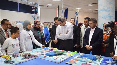 محافظ السويس يكرم الفائزين في مسابقات التصوير والرسم ضمن فعاليات مهرجان صيد الأسماك الأول