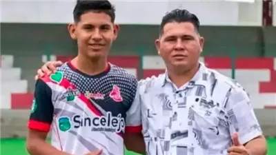 قبل أن يحقق حلمه بالاحتراف.. وفاة لاعب كولومبي ووالده الذي حاول إنقاذه من الغرق