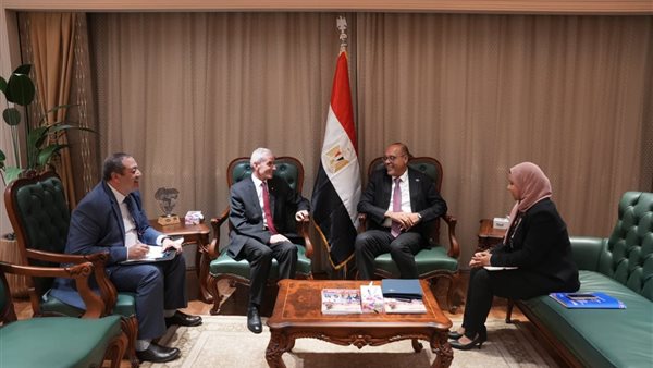 خلال اللقاء