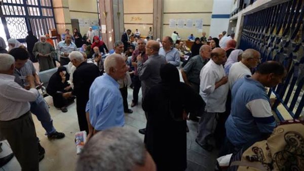 صرف المعاشات - أرشيفية