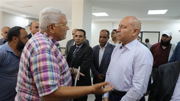 جانب من جولة المحافظ