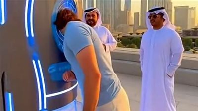 حقيقة فيديو حلاقة الشعر بالذكاء الاصطناعي في شوارع دبي