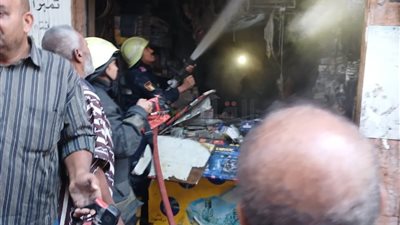 مصدر بمحافظة القاهرة يكشف تفاصيل حريق داخل محل بعابدين دون إصابات