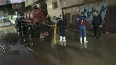 تزامنًا مع سقوط الأمطار.. محافظ الشرقية يتابع أعمال سحب المياه من الشوارع بالمراكز والمدن