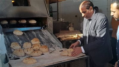 تموين القليوبية: إحالة صاحب مخبز إلى النيابة لتلاعبه بأوزان وأسعار الخبز