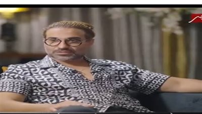 أحمد فهمي عن طليقته الأولى منة حسين فهمي: لسه أصحاب.. والانفصال تم بشكل محترم