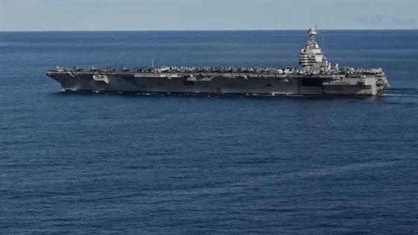 حاملة أمريكية