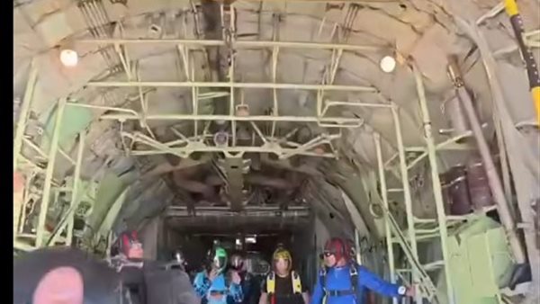 هبوط 3 برازيليين