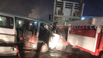 إصابة 8 أشخاص في تصادم تريلا مع سيارة ميكروباص بالإسكندرية