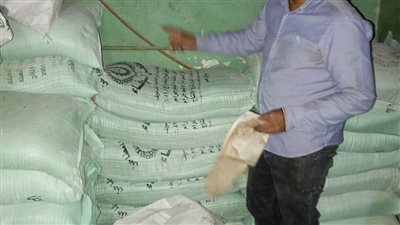 تحرير محاضر وضبط سلع مدعمة في حملات تموينية مكبرة ببني سويف