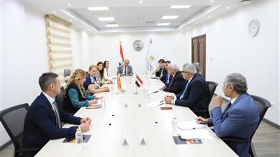 وزير التعليم العالي يبحث آليات تشجيع طلاب مقدونيا الشمالية على الدراسة في الجامعات المصرية