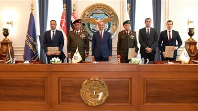 الأكاديمية العسكرية المصرية توقع بروتوكول تعاون مع وزارة الاتصالات وصندوق تحيا مصر 