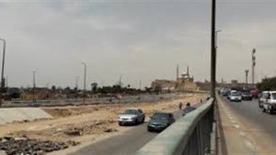 التحويلات المرورية لرفع كمر كوبرى تقاطع محور صلاح سالم الجديد مع طريق عين الحياة بالقاهرة