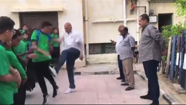 صفع وركل طالب الإسكندرية