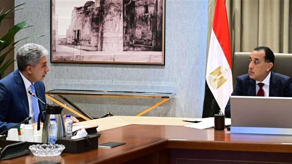 رئيس الوزراء يُتابع