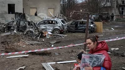 إصابة 7 أوكرانيين في هجوم طائرات روسية مسيرة على مبنى سكني بخاركيف 