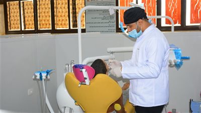 جامعة أسيوط تطلق قافلة طبية متخصصة لعلاج الأطفال بكلية طب الأسنان