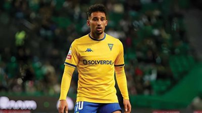 الأهلي ينافس مولودية الجزائر على ضم الجزائري رفيق جويتان خلال انتقالات يناير