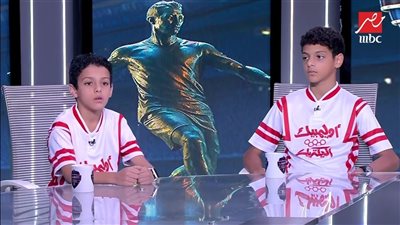 نجلا الراحل محمد صبري يوقّعان على عقود الانضمام لنادي الزمالك | خاص