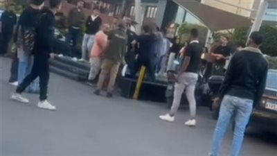 بعد نشر القاهرة 24.. ضبط مشرف أمن وعاطل تشاجرا بسبب ركن سيارة أمام مول في الإسكندرية 