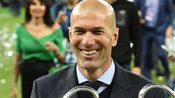 زين الدين زيدان مدرب