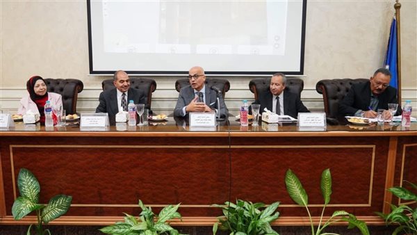 جامعة عين شمس