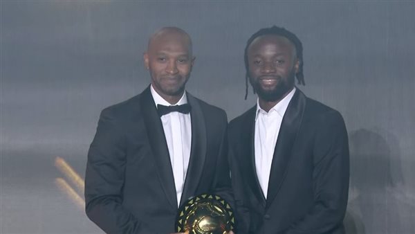 ماييلي وشيكابالا