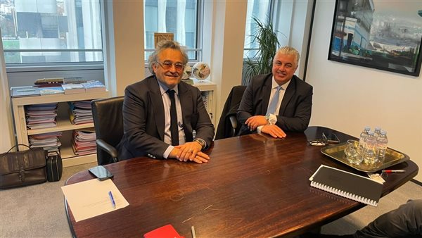 رئيس اقتصادية قناة