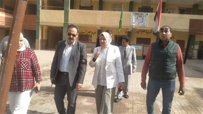 رئيس حي غرب شبرا الخيمة تتفقد جاهزية اللجان استعدادًا لانتخابات مجلس النواب