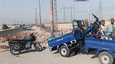 بينهم طالب إعدادي.. ننشر أسماء 3 مصابين في حادث تصادم على صحراوي قنا