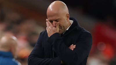 آرني سلوت عن تشكيل ليفربول أمام الإنتر: غياب الأجنحة فرض اللعب بمهاجمين صريحين