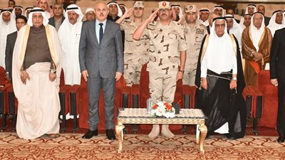 قيادة الجيش الثاني الميداني تستقبل شيوخ وعواقل وممثلي المجتمع المدني بشمال سيناء