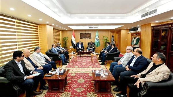 وزير الإسكان