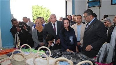وزيرة التضامن تشهد افتتاح عدد من مشروعات التمكين الاقتصادي بالوادي الجديد | صور