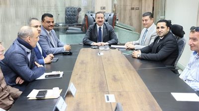 محافظ المنوفية يتابع انطلاق الانتخابات من مركز السيطرة الوطنية: تعامل فوري مع الطوارئ