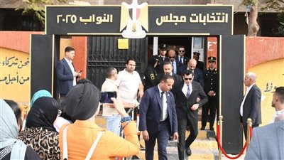 وزير الرياضة يدلي بصوته في انتخابات مجلس النواب 2025