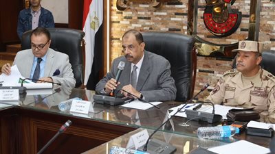 محافظ سوهاج يترأس الاجتماع التنسيقي لتنفيذ التدريب العملي لمواجهة الأزمات والكوارث