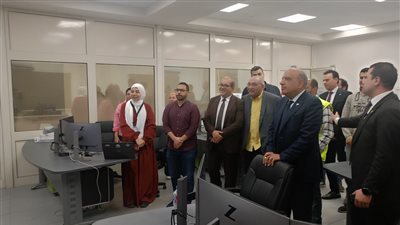 وزير الكهرباء يراجع تقارير الأحمال وخطط مواجهة الأعطال استعدادًا لفصل الشتاء