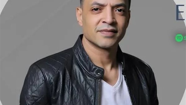 المطرب الشعبي طارق