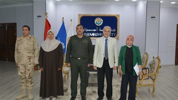 رئيس جامعة أسوان