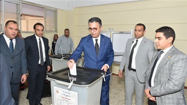 وزير التموين