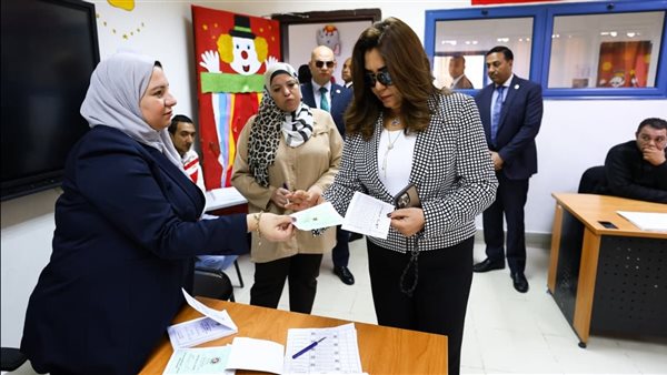 وزيرة التنمية المحلية