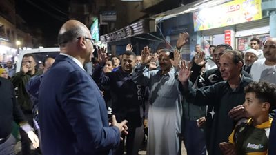 محافظ القليوبية يتابع سير العملية الانتخابية في بنها والعبور.. ويشيد بوعي المواطنين
