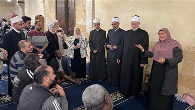 وكيل الأزهر يتفقد برنامج تعلّم لغة الإشارة بالجامع الأزهر