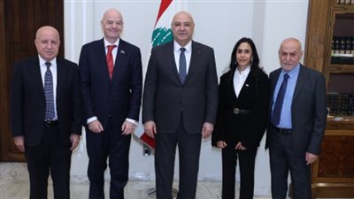 الرئيس اللبناني جوزيف عون يمنح رئيس الفيفا الجنسية اللبنانية 
