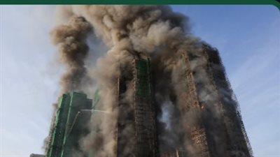 قتلى ومصابون في حريق هائل يلتهم أبراجًا سكنية في هونج كونج