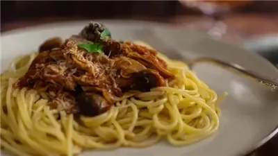 تأثير تناول الطعام بسرعة على صحة الجسم