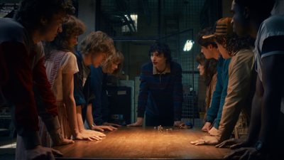 مع بداية عرضه.. مفاجآت الموسم الثاني من 5 Stranger Things وتأثيرها على الموسم الأخير