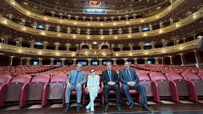 نجاة الصغيرة تزور مدينة الثقافة والفنون ومقر الهيئة الوطنية للإعلام بالعاصمة الجديدة